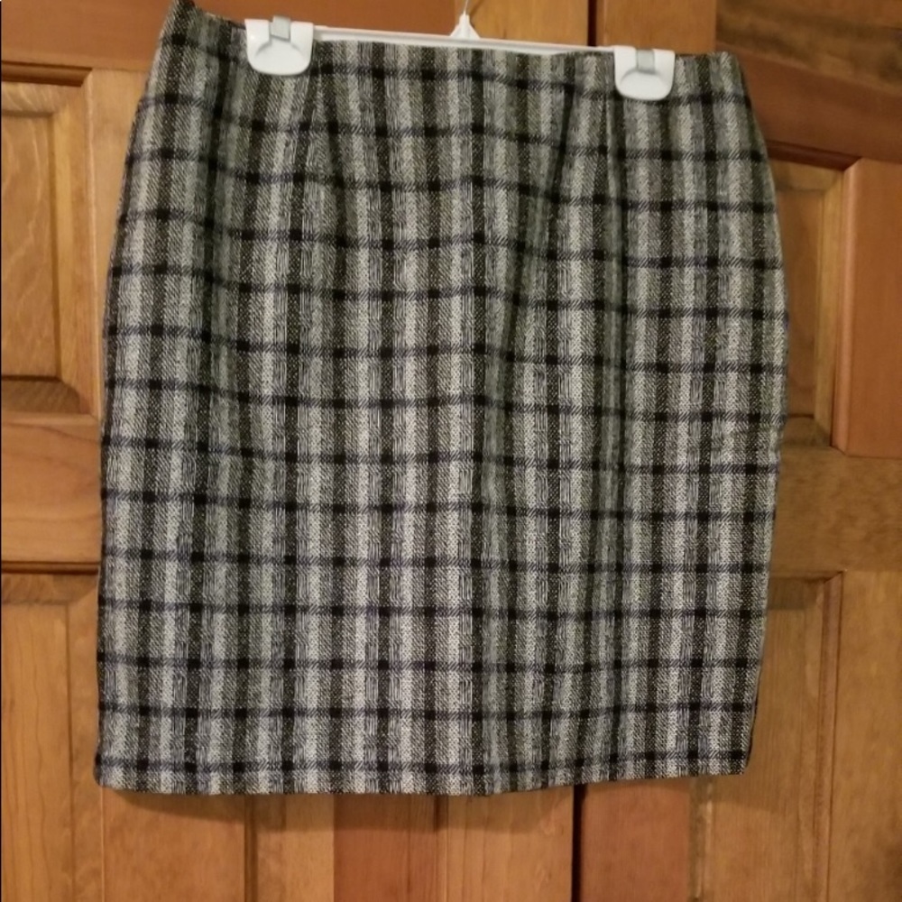 VINTAGE size 13 Mariani wool tweed skirt